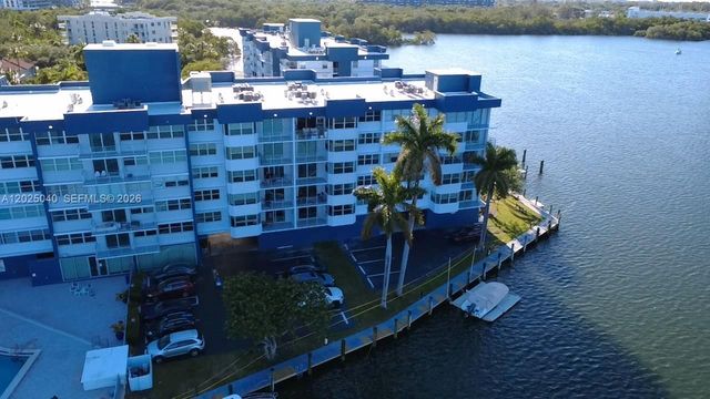 16558 NE 26th Ave 5D, North Miami Beach, FL 33160