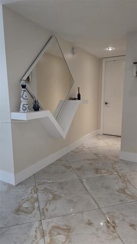 16558 NE 26th Ave 5D, North Miami Beach, FL 33160