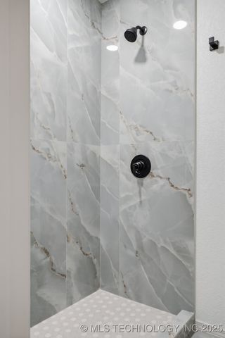 6763 S 90th East Avenue, Tulsa, OK 74133