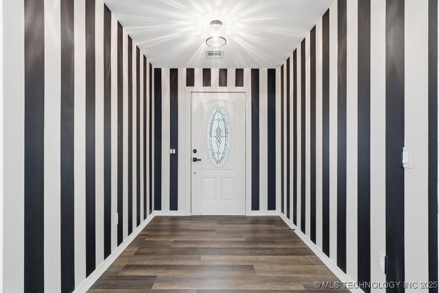 6763 S 90th East Avenue, Tulsa, OK 74133