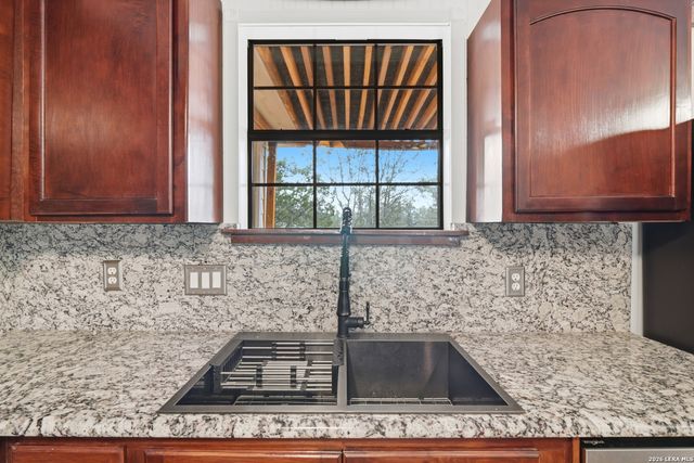 423 Las Hadas, Spring Branch, TX 78070