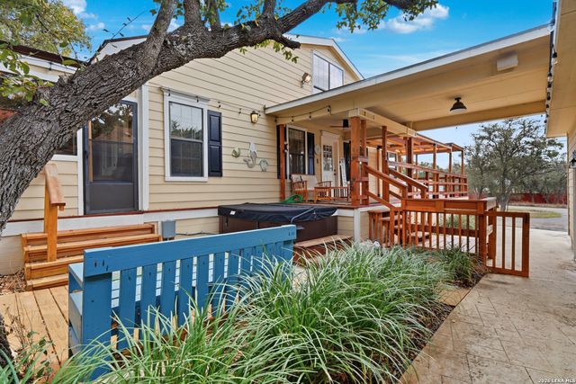 423 Las Hadas, Spring Branch, TX 78070