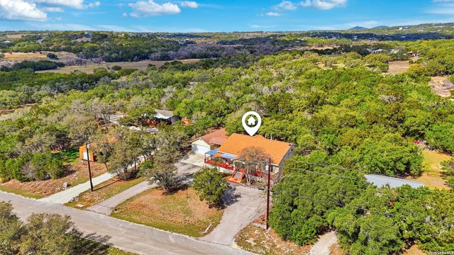 423 Las Hadas, Spring Branch, TX 78070