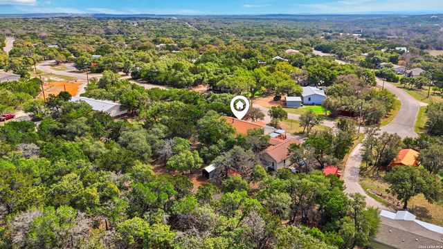 423 Las Hadas, Spring Branch, TX 78070