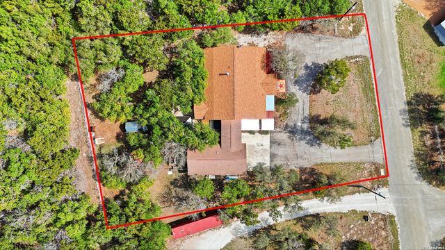 423 Las Hadas, Spring Branch, TX 78070