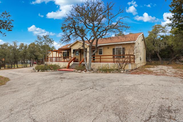423 Las Hadas, Spring Branch, TX 78070