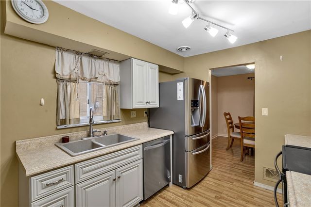 206 Russell Dr, Penn Hills, PA 15147