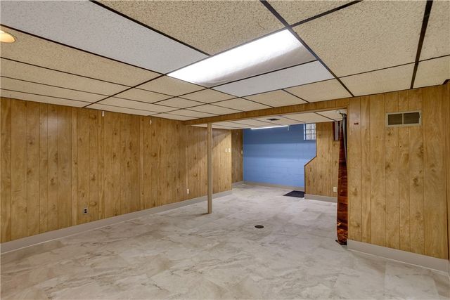 206 Russell Dr, Penn Hills, PA 15147