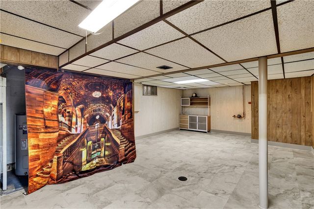 206 Russell Dr, Penn Hills, PA 15147