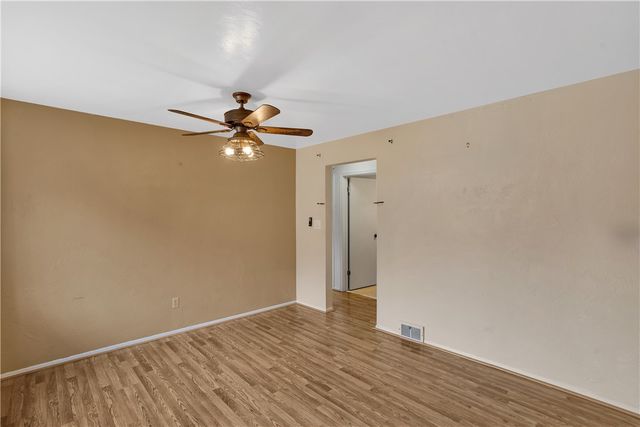 206 Russell Dr, Penn Hills, PA 15147