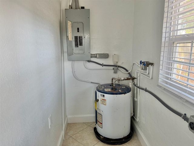 5731 66TH AVENUE N, Pinellas Park, FL 33781