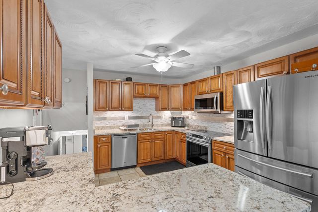 109 N ASPEN AVE, Sterling, VA 20164