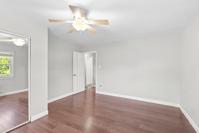 109 N ASPEN AVE, Sterling, VA 20164