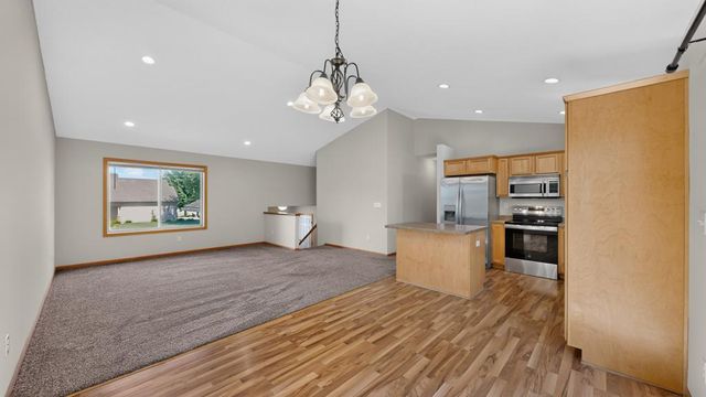 3909 46th Avenue NW, Rochester, MN 55901