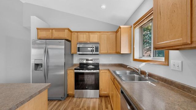 3909 46th Avenue NW, Rochester, MN 55901