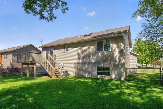 3909 46th Avenue NW, Rochester, MN 55901