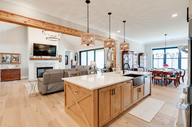1036 Wilderness Way, Cottontown, TN 37048