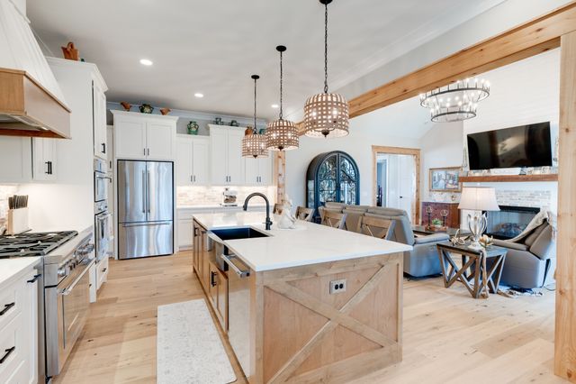 1036 Wilderness Way, Cottontown, TN 37048