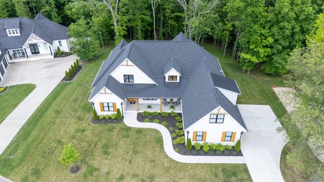 1036 Wilderness Way, Cottontown, TN 37048