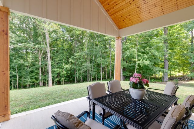 1036 Wilderness Way, Cottontown, TN 37048