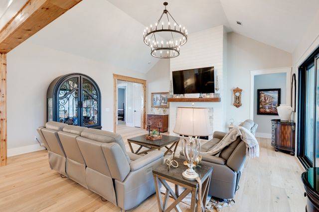 1036 Wilderness Way, Cottontown, TN 37048