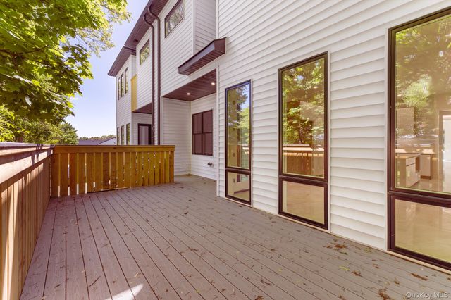 12 Miele Rd 201, Monsey, NY 10952