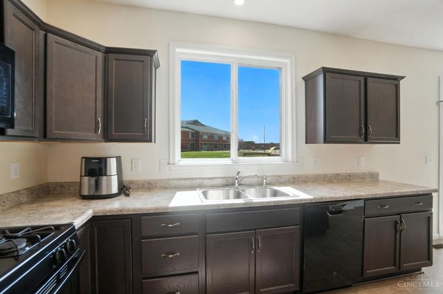 7120 Quellin Boulevard, Hamilton Twp, OH 45039
