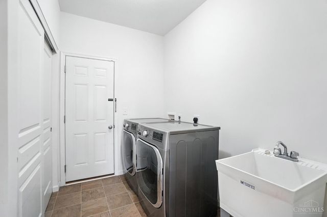 7120 Quellin Boulevard, Hamilton Twp, OH 45039