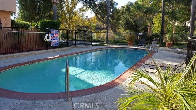 4265 Las Virgenes 2, Calabasas, CA 91302