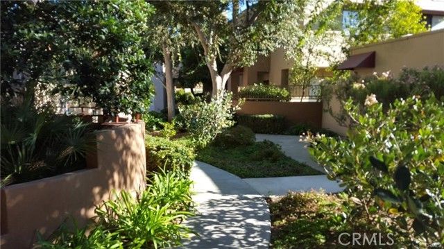 4265 Las Virgenes 2, Calabasas, CA 91302