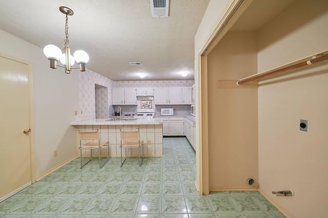 14026 Carrigan Place, Houston, TX 77083