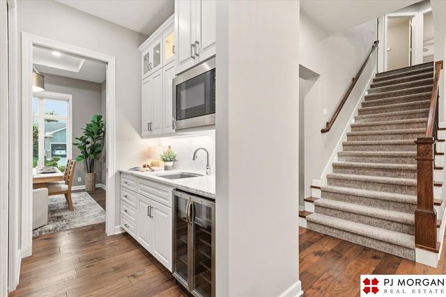 2331 S 218th Avenue, Elkhorn, NE 68022