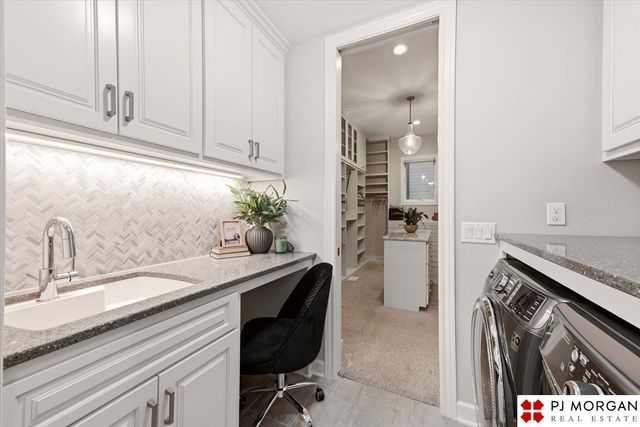 2331 S 218th Avenue, Elkhorn, NE 68022