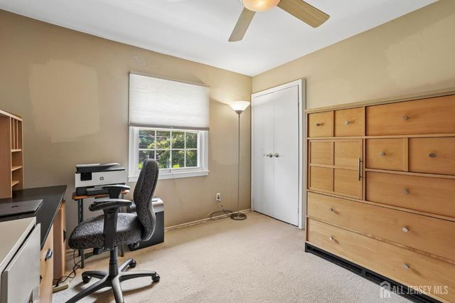 6 Murfield Drive, Lincroft, NJ 07738