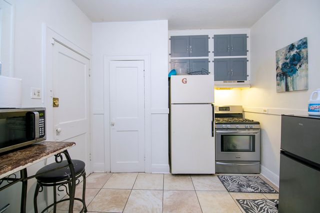 361-365 S Evergreen Avenue, Kankakee, IL 60901
