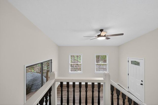 256 Robin Hood Lane, Fairmount, GA 30139