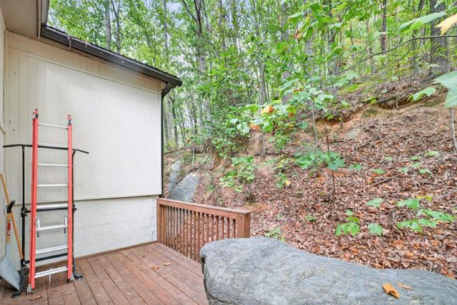256 Robin Hood Lane, Fairmount, GA 30139