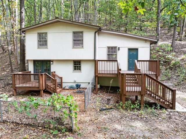 256 Robin Hood Lane, Fairmount, GA 30139