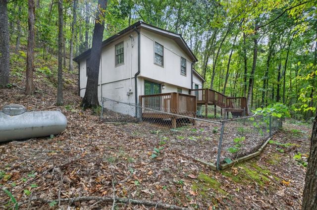 256 Robin Hood Lane, Fairmount, GA 30139