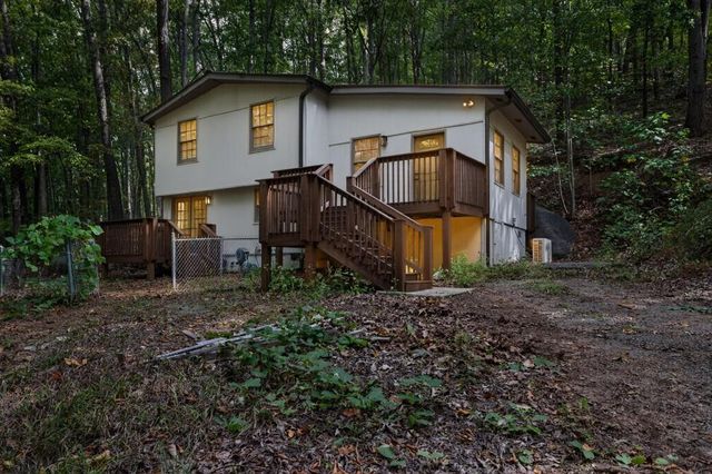 256 Robin Hood Lane, Fairmount, GA 30139