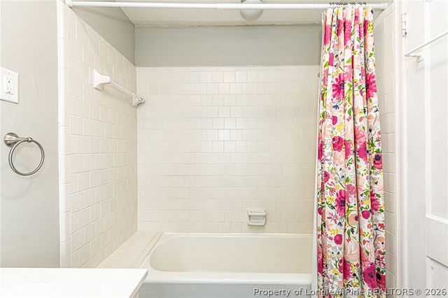 308 Valley Road, Fayetteville, NC 28305