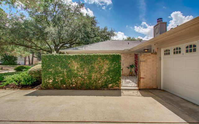 10015 Windriver Drive, Houston, TX 77070
