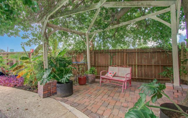 10015 Windriver Drive, Houston, TX 77070