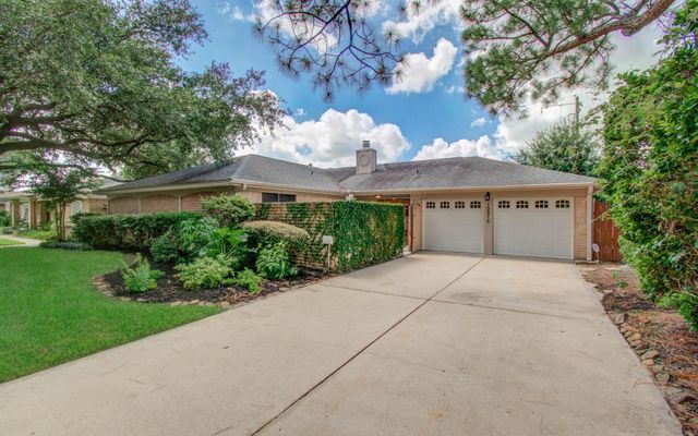 10015 Windriver Drive, Houston, TX 77070