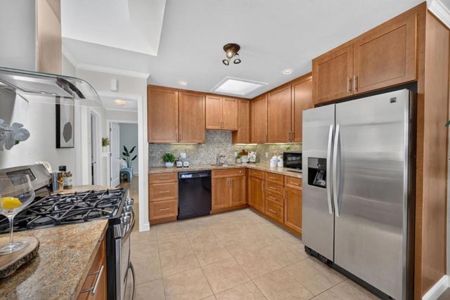 118 Wyandotte Avenue, Daly City, CA 94014