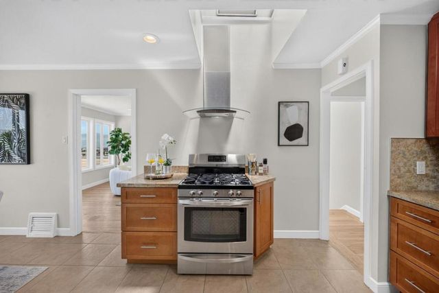 118 Wyandotte Avenue, Daly City, CA 94014