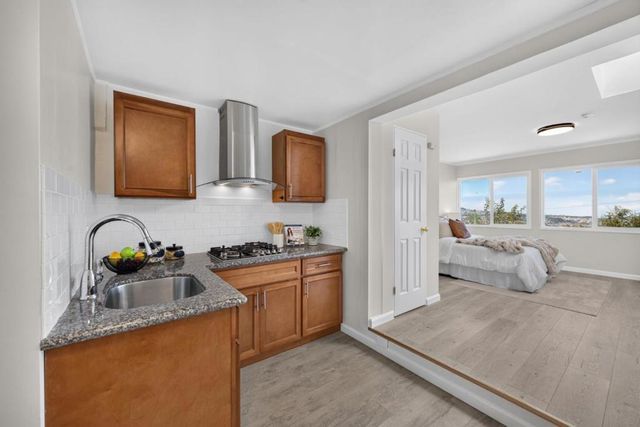 118 Wyandotte Avenue, Daly City, CA 94014