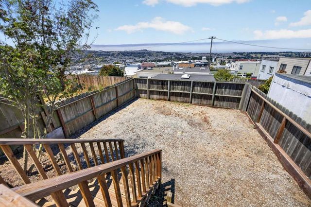 118 Wyandotte Avenue, Daly City, CA 94014