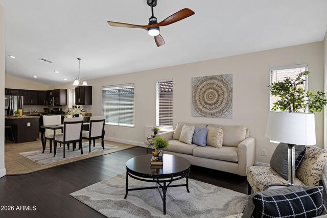 4394 E RUNAWAY BAY Drive, Chandler, AZ 85249
