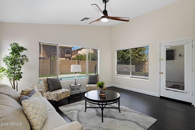 4394 E RUNAWAY BAY Drive, Chandler, AZ 85249